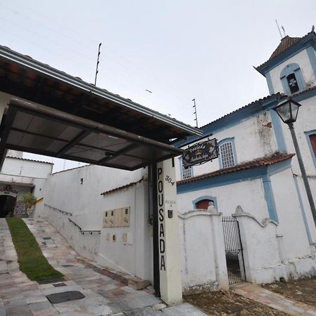 Pousada Rainha Dos Anjos Mariana Esterno foto