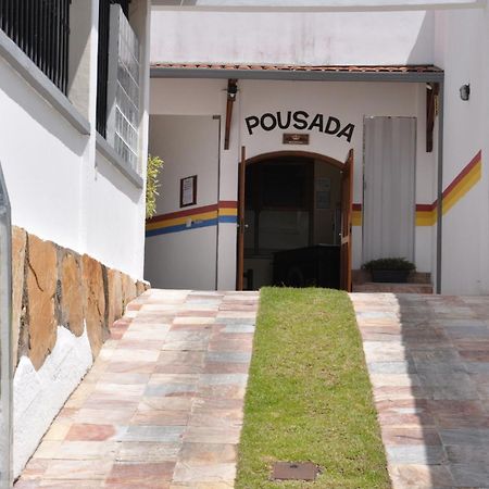 Pousada Rainha Dos Anjos Mariana Esterno foto