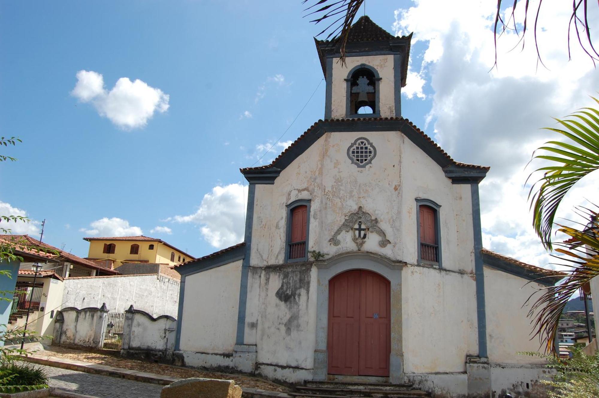 Pousada Rainha Dos Anjos Mariana Esterno foto
